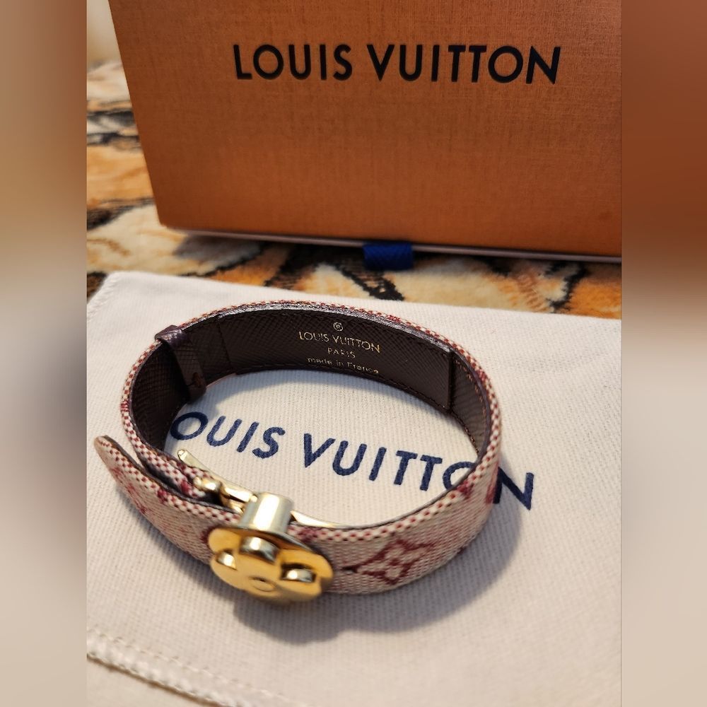 Louis vuitton bracelet